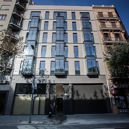 Cosmopolita Consell De Cent * Barcelona